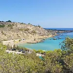 Queen Valeria * Πρωταράς