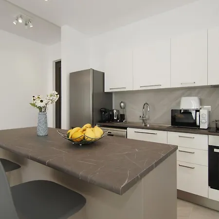 Вилла Queen Valeria *