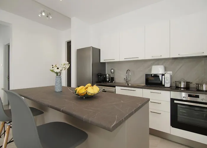 Vilă Queen Valeria *