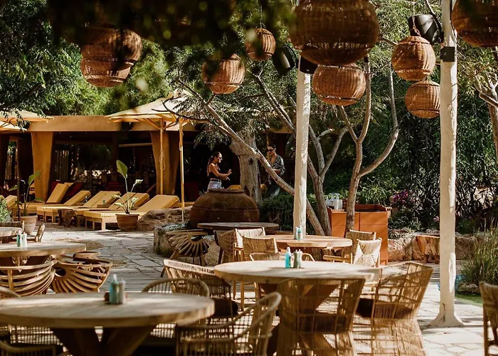 Queen Valeria Vilă Protaras