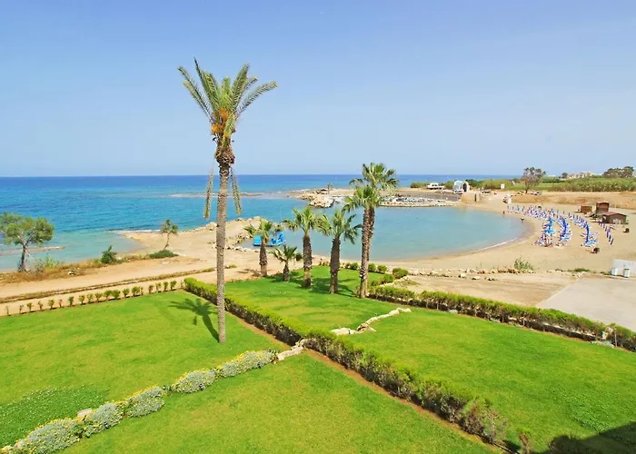 Queen Valeria Vila Protaras